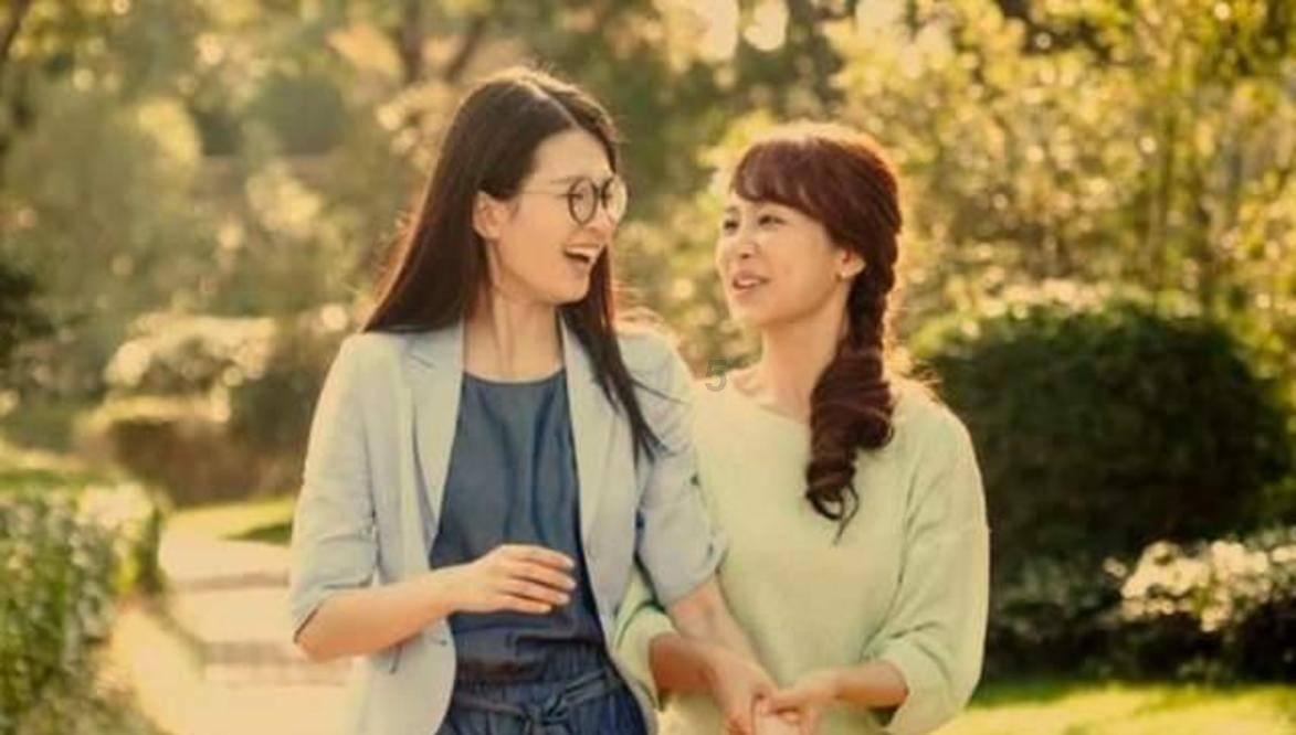 从这个角度看这个女孩怎么样